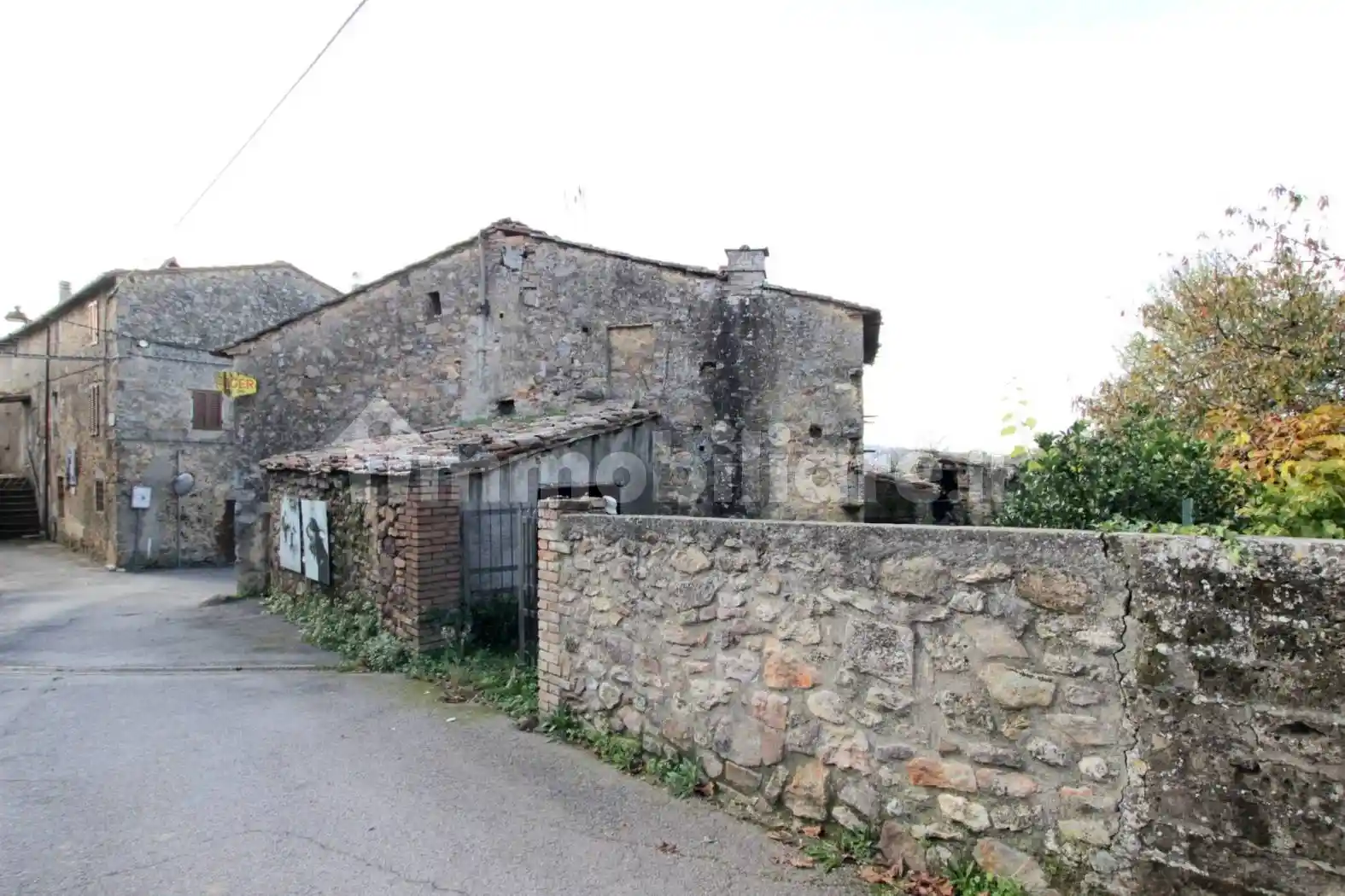 Appartamento in vendita a Monticiano