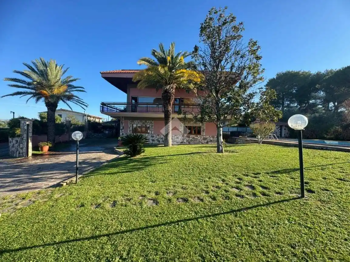 Villa in vendita a San Cesareo