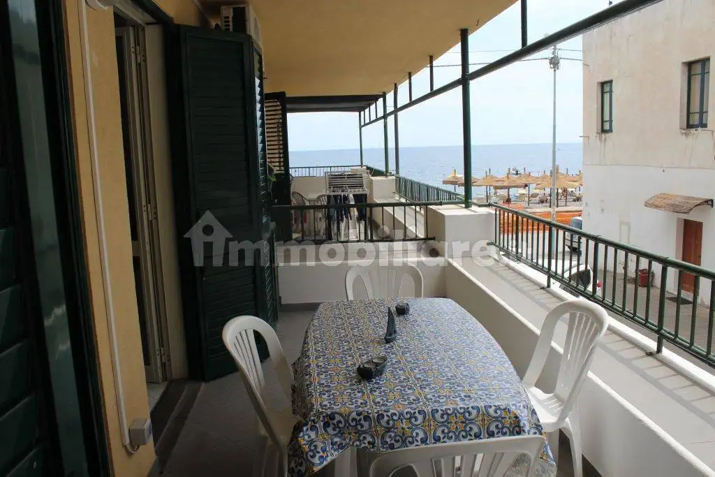 Appartamento in affitto a Lipari