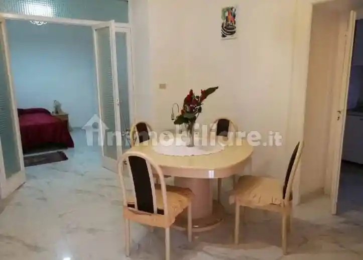 Appartamento in affitto a Napoli