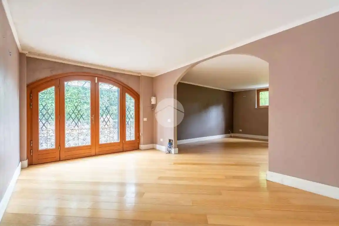 Villa in vendita a Trezzano sul Naviglio