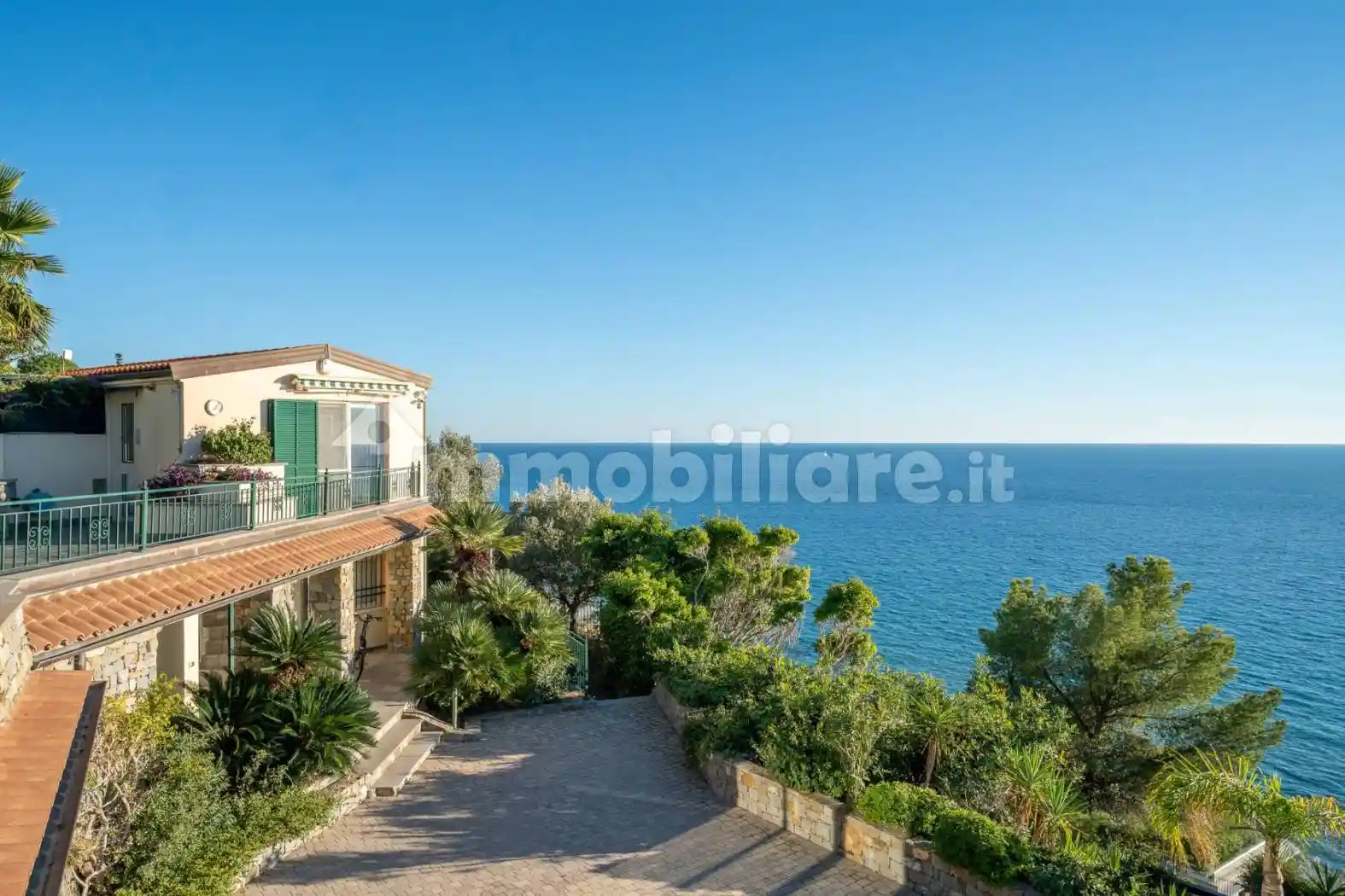 Villa in vendita a Sanremo
