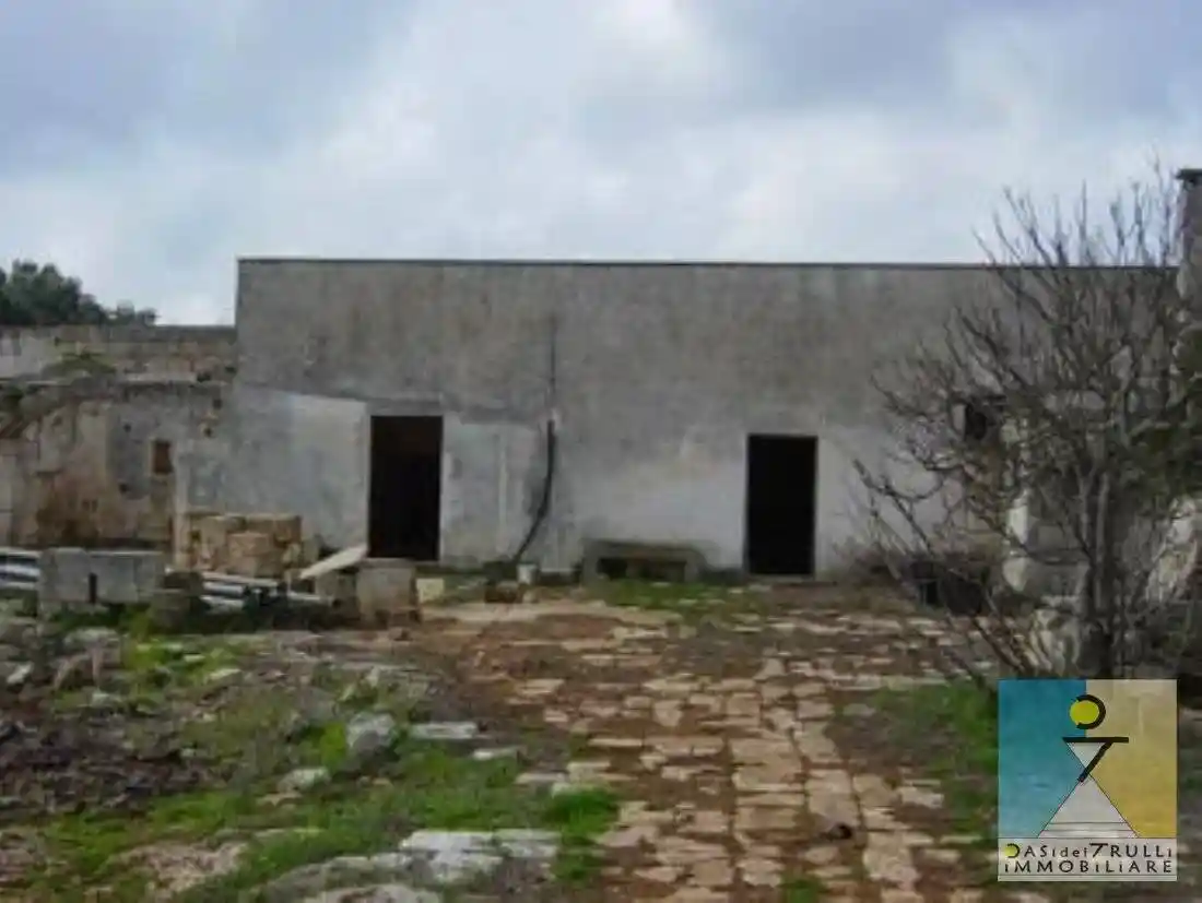 Rustico - Casale in vendita a Latiano