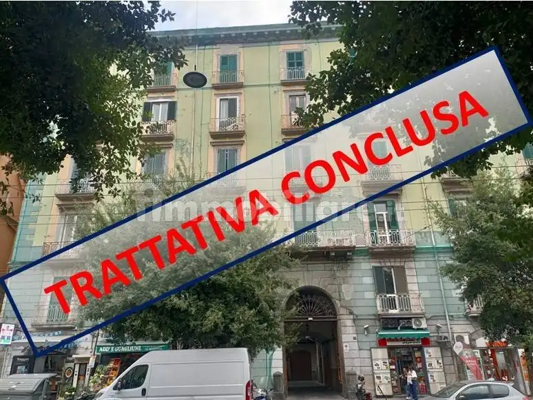 Appartamento in affitto a Napoli