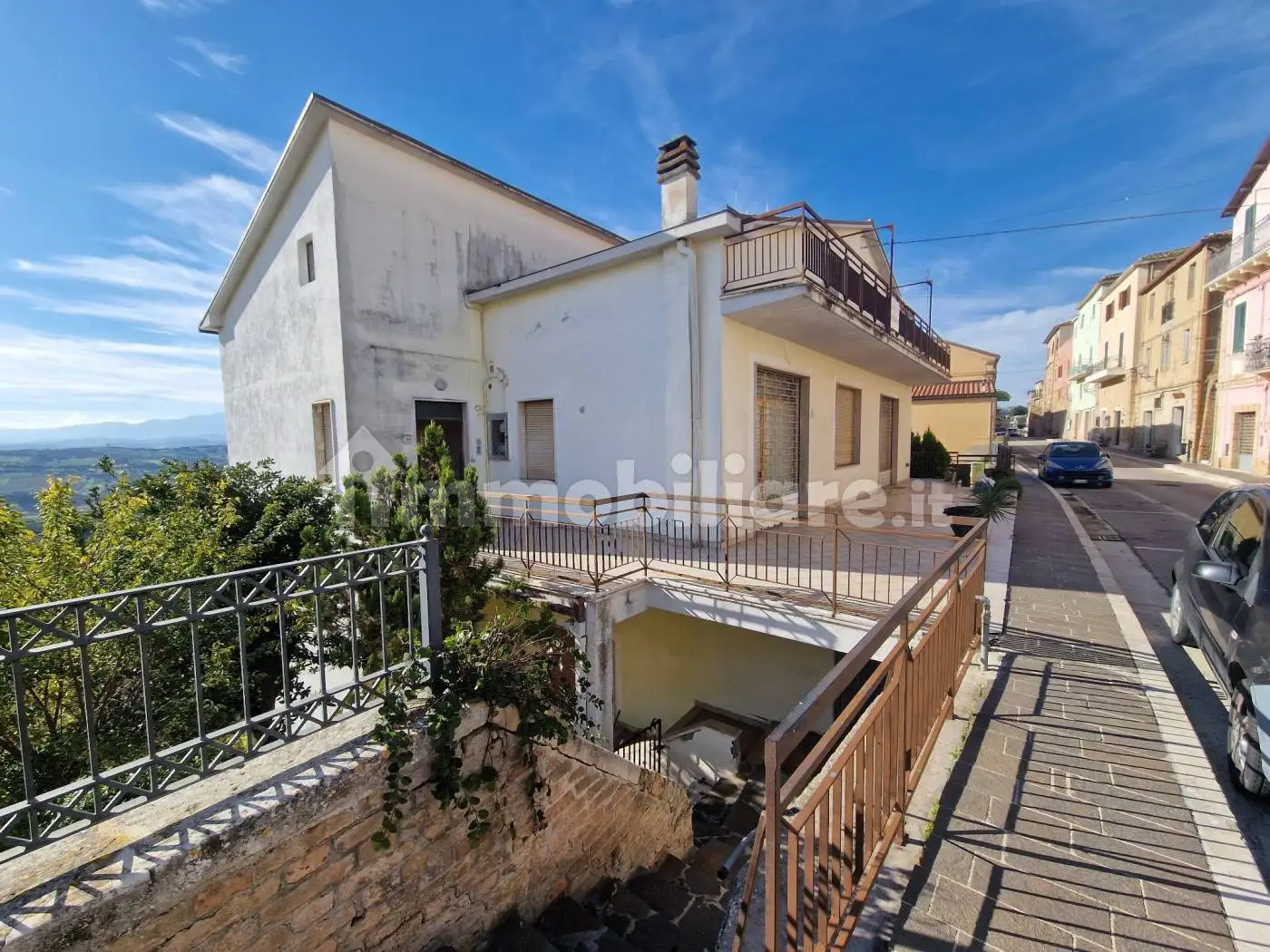 Palazzo - Edificio in vendita a Tortoreto
