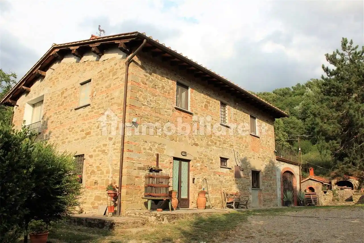 Villa in vendita a Rufina