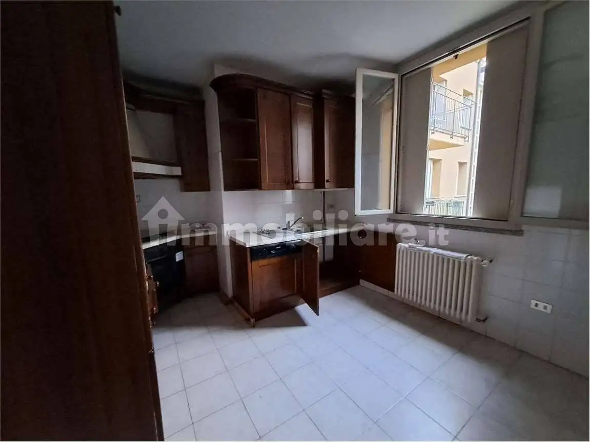 Quadrilocale via Volta, 5, Centro, Santa Maria Hoè - foto 3