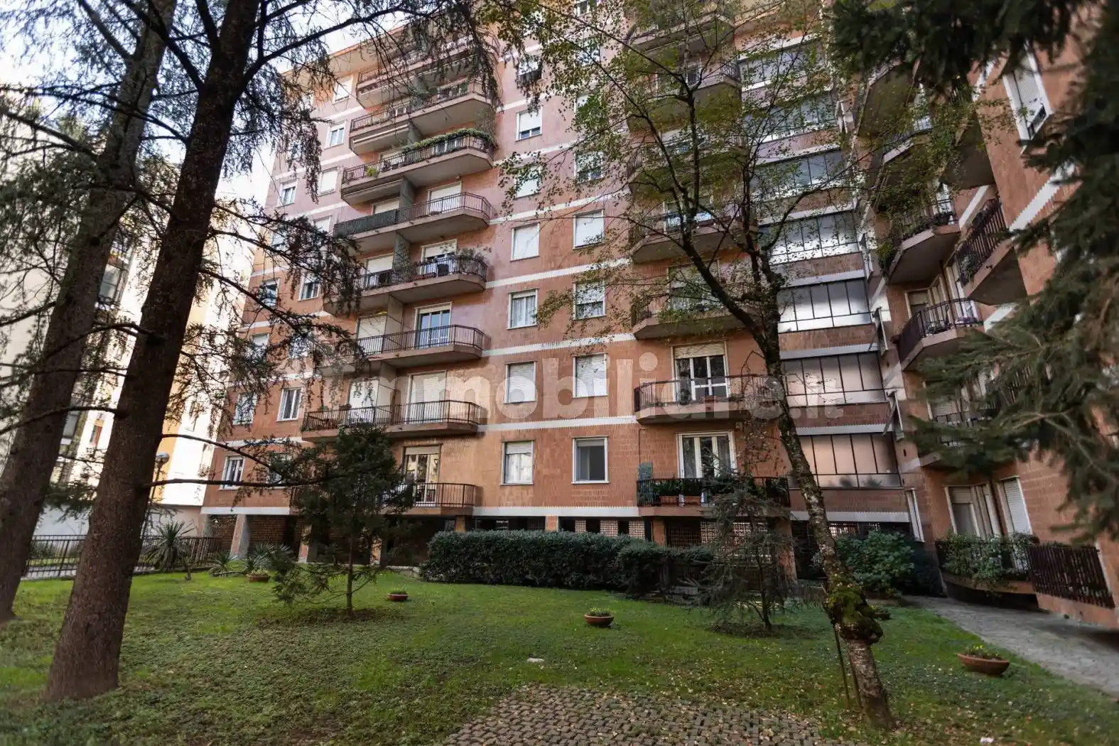 Appartamento in vendita a Monza