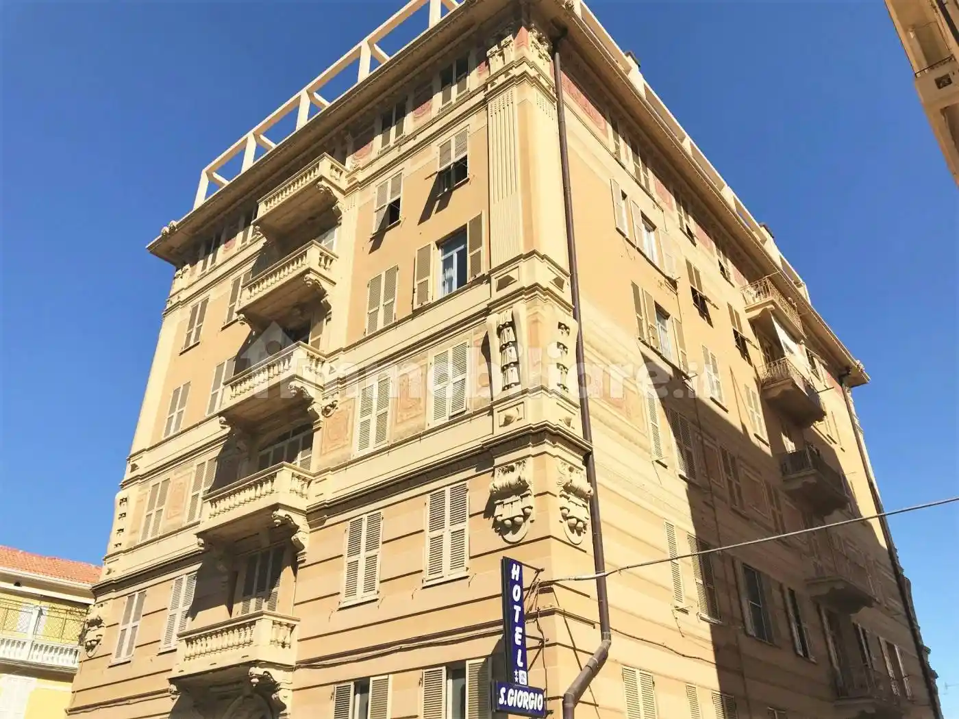 Quadrilocale viale D. Hanbury, 192, Passeggiata Cadorna, Porto, Alassio - foto 3