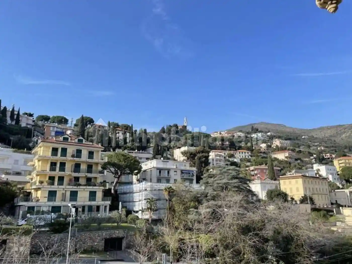 Quadrilocale viale D. Hanbury, 192, Passeggiata Cadorna, Porto, Alassio - foto 4