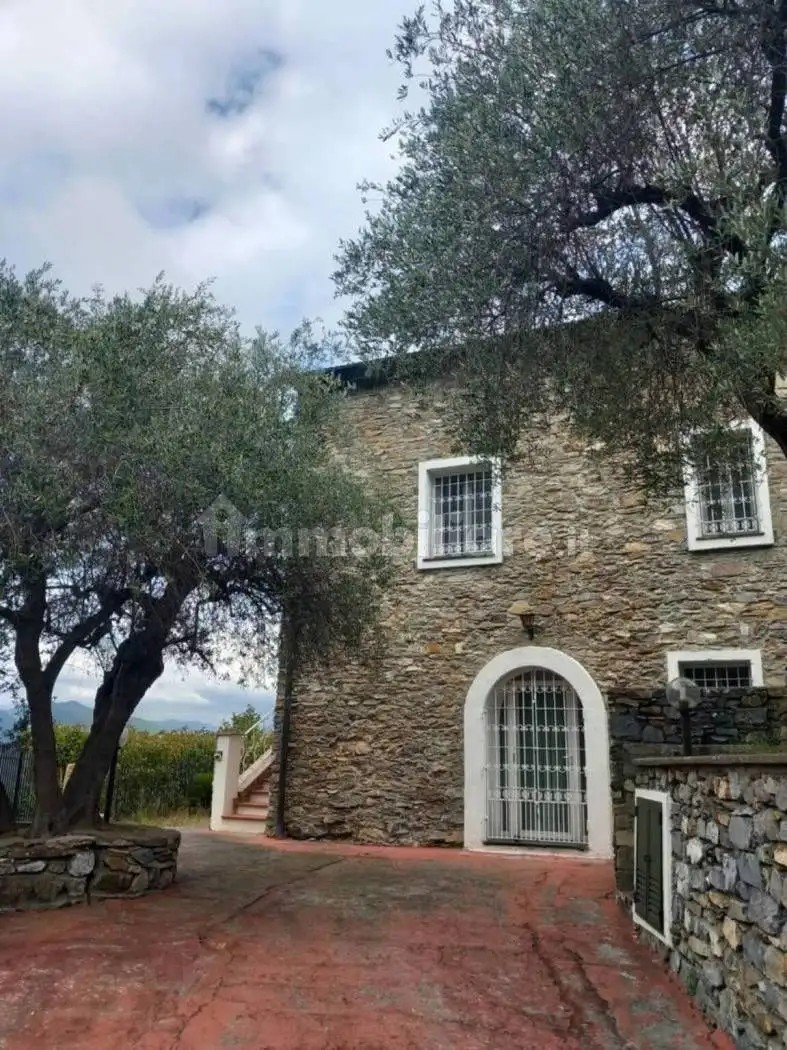 Villa in vendita a Alassio