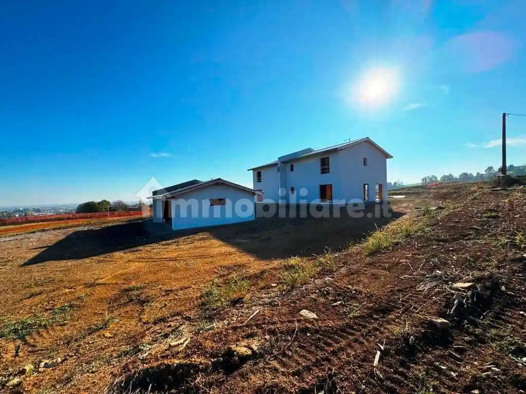 Villa in vendita a Castelvetro di Modena