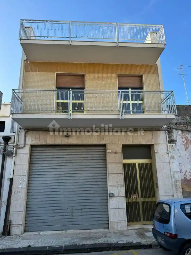 Casa indipendente in vendita a Floridia