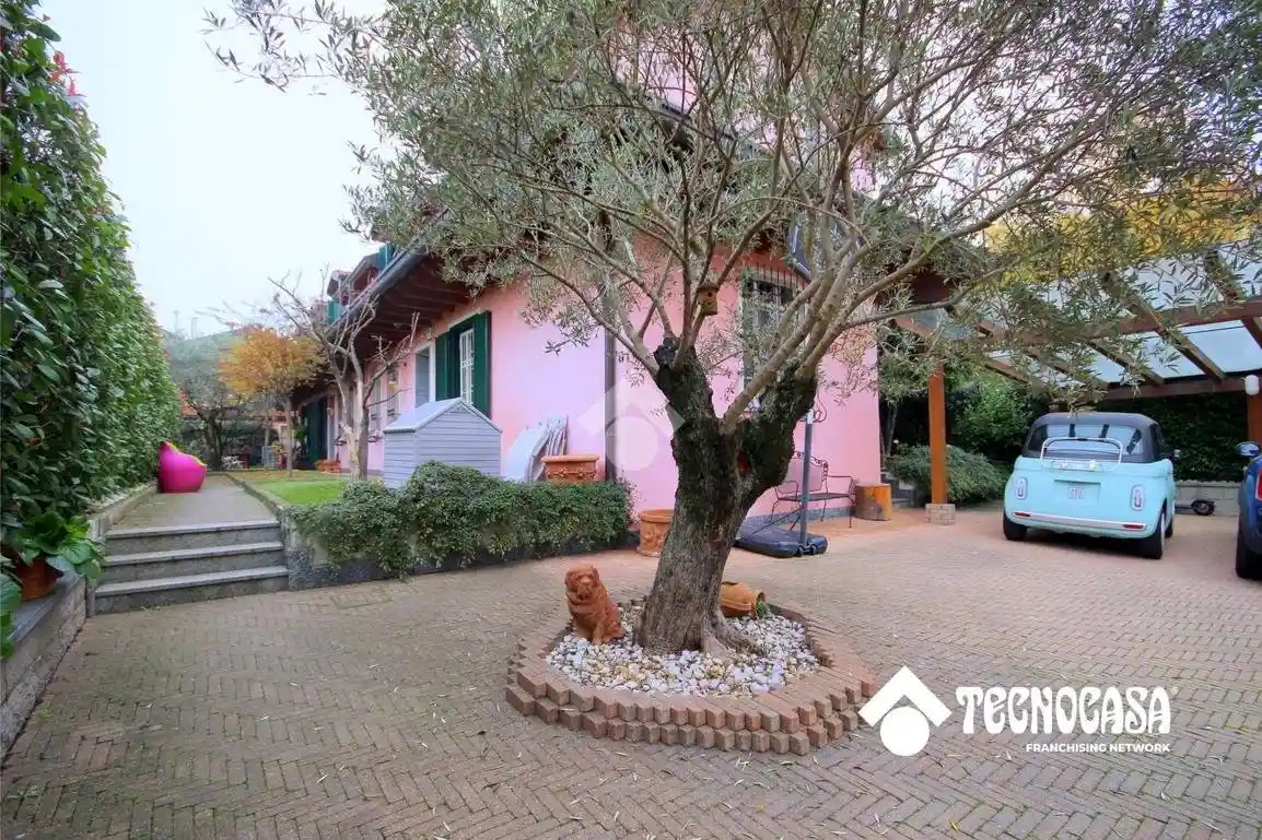 Villa in vendita a Cornaredo