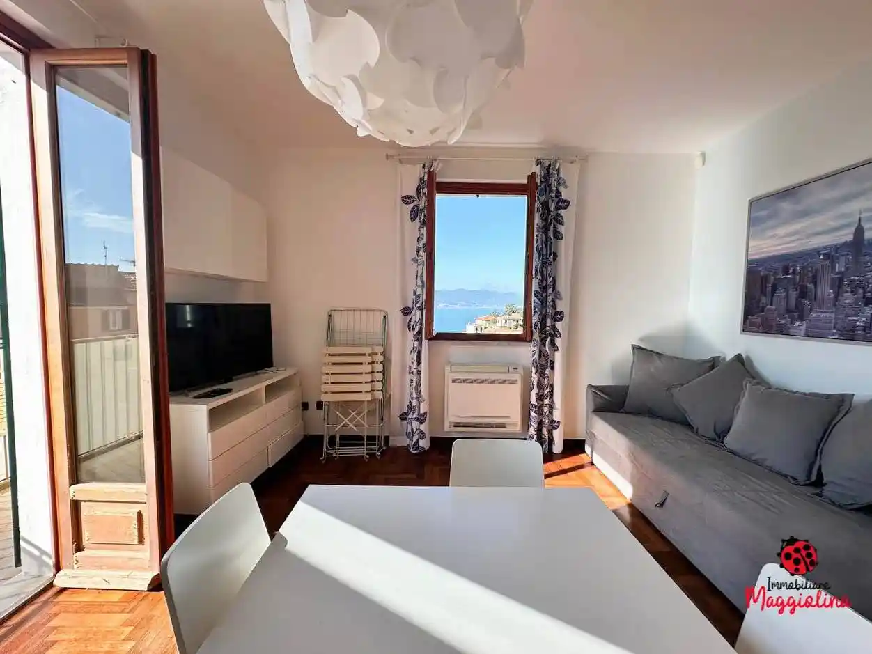 Trilocale piazza E. Figoli 3, La Serra, Tellaro, Lerici - foto 3