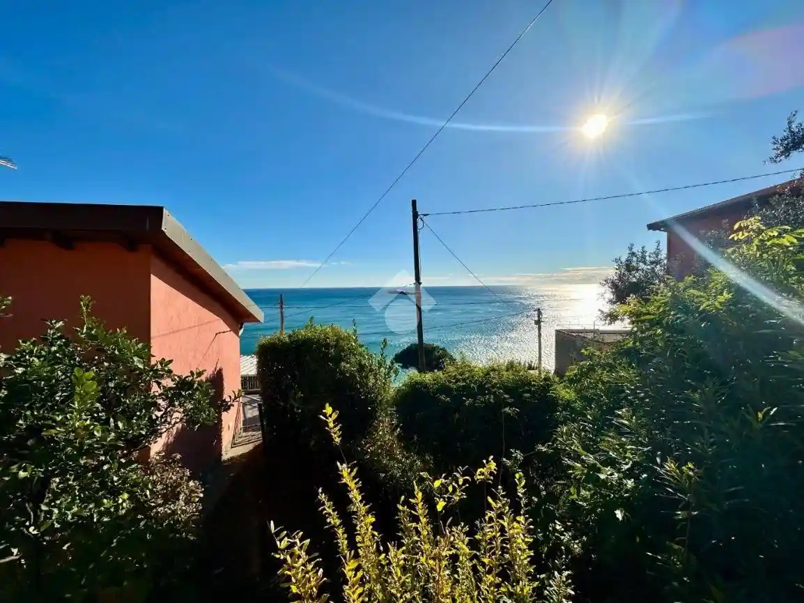 Appartamento in vendita a Bergeggi