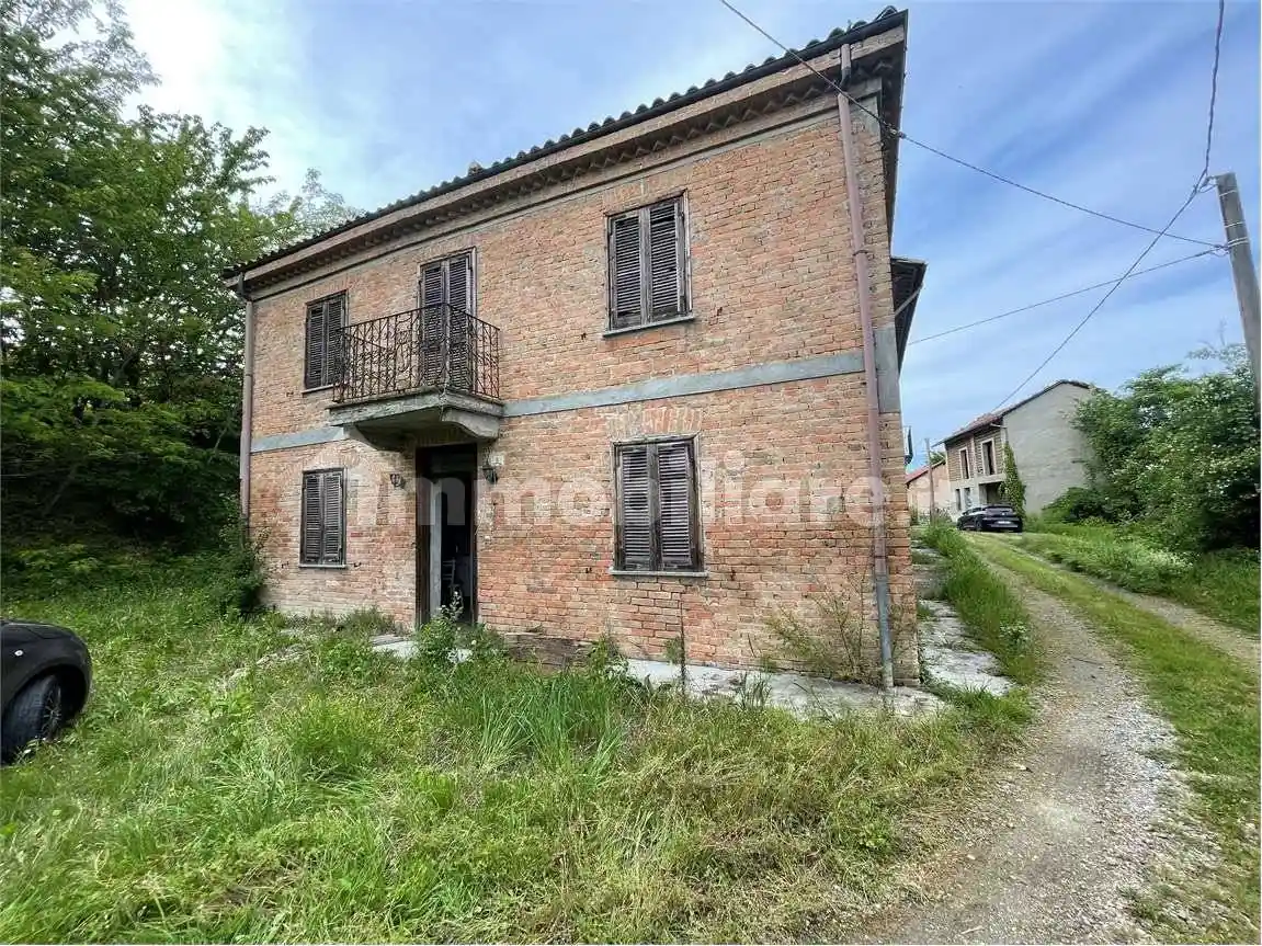Rustico - Casale in vendita a Nizza Monferrato