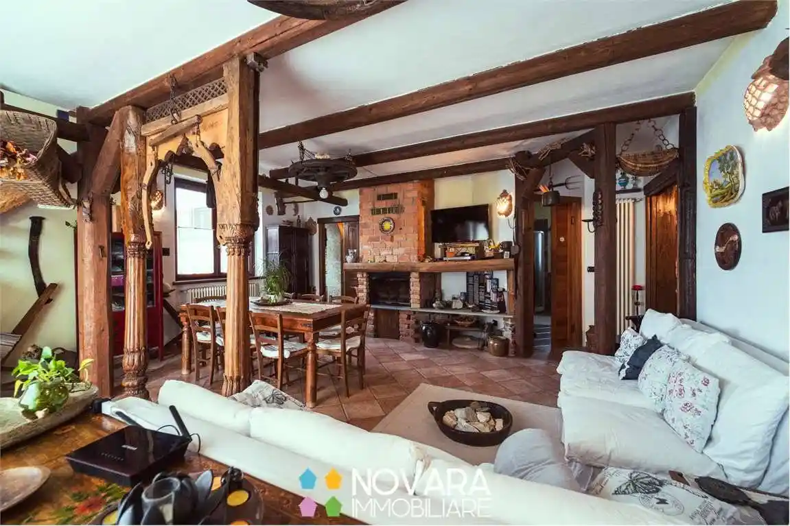 Villa unifamiliare via XI Settembre, 7, Vicolungo - foto 2