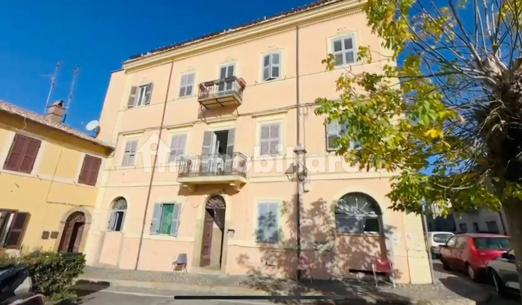 Palazzo - Edificio in vendita a Canale Monterano