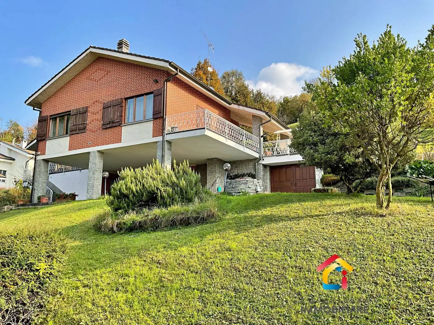 Villa in vendita a Cinzano