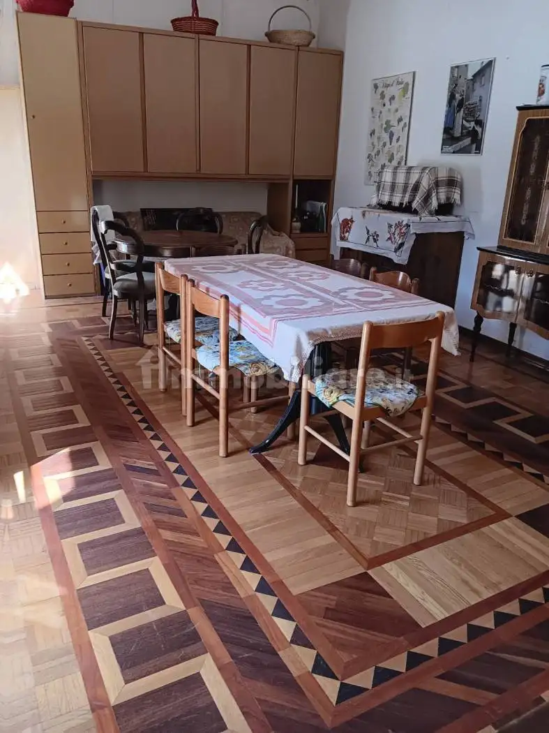 Casa indipendente in vendita a Tagliacozzo