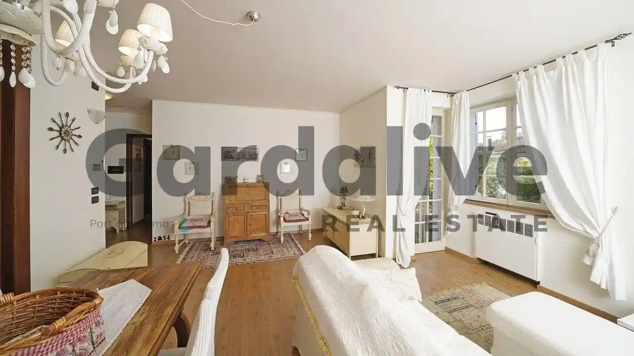 Appartamento in vendita a Sirmione