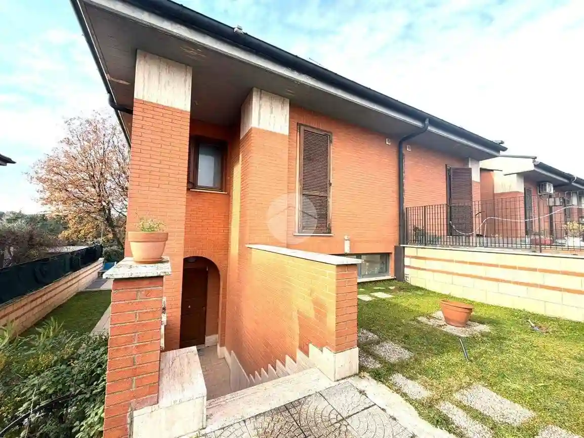 Villetta a schiera - foto 2