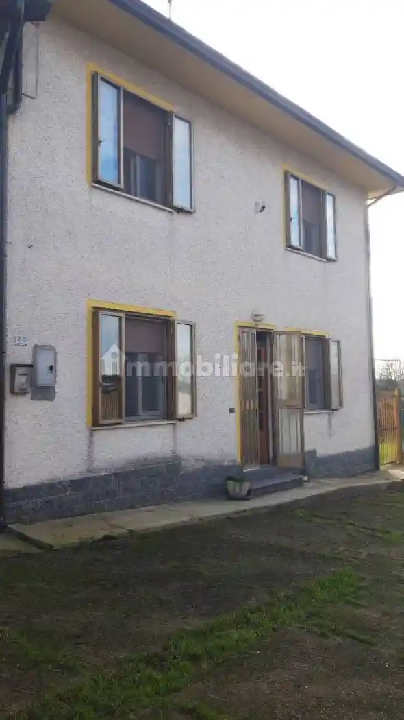 Casa indipendente in vendita a Livraga