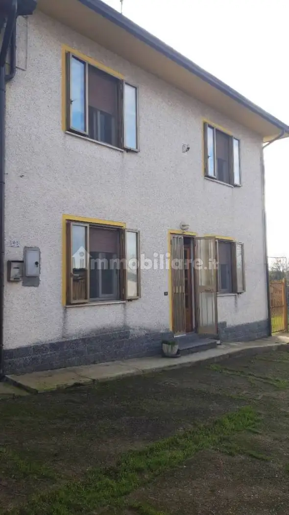 Casa indipendente in vendita a Livraga
