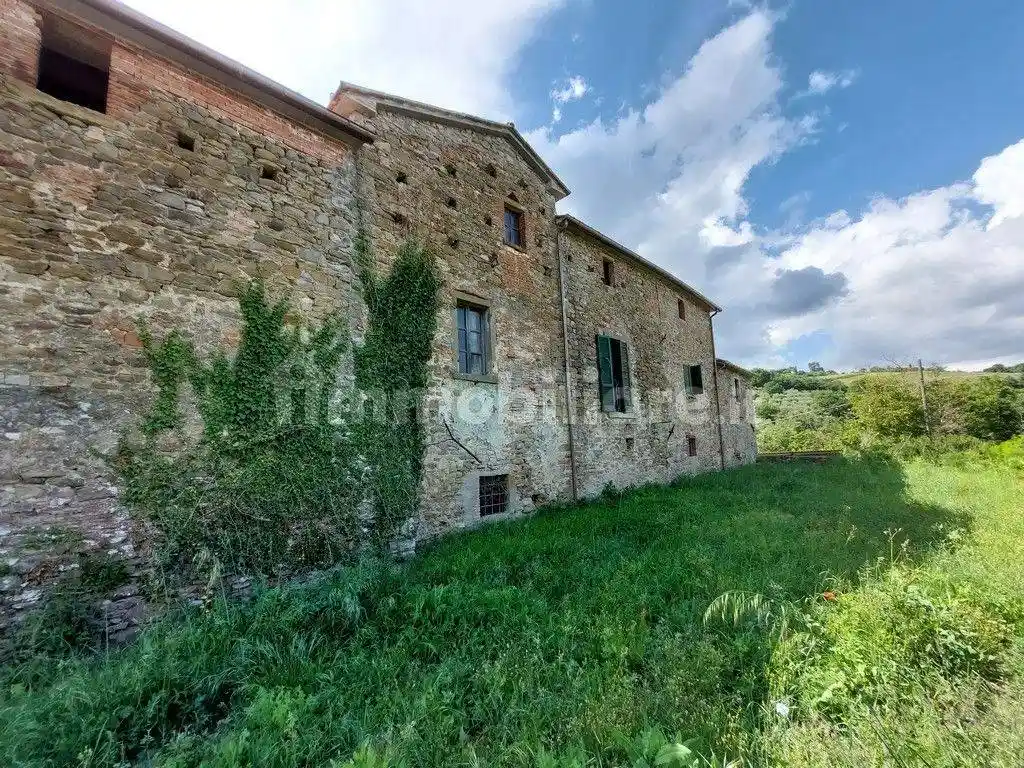 Rustico - Casale in vendita a Monte Santa Maria Tiberina