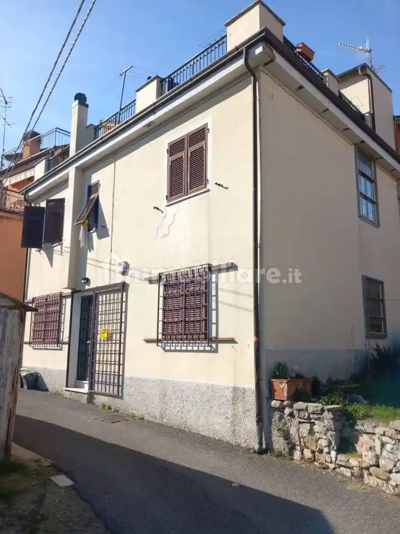 Casa indipendente in vendita a Riccò del Golfo di Spezia