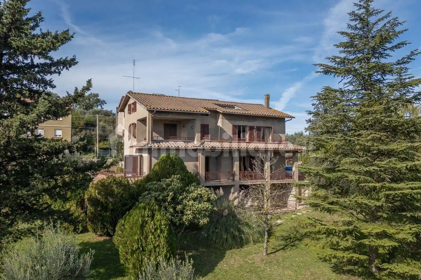 Casa indipendente in vendita a Perugia