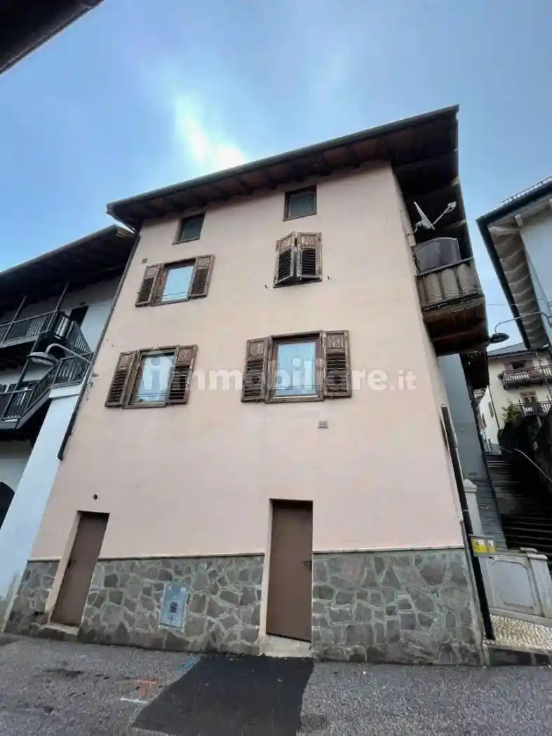 Casa indipendente in vendita a Trento