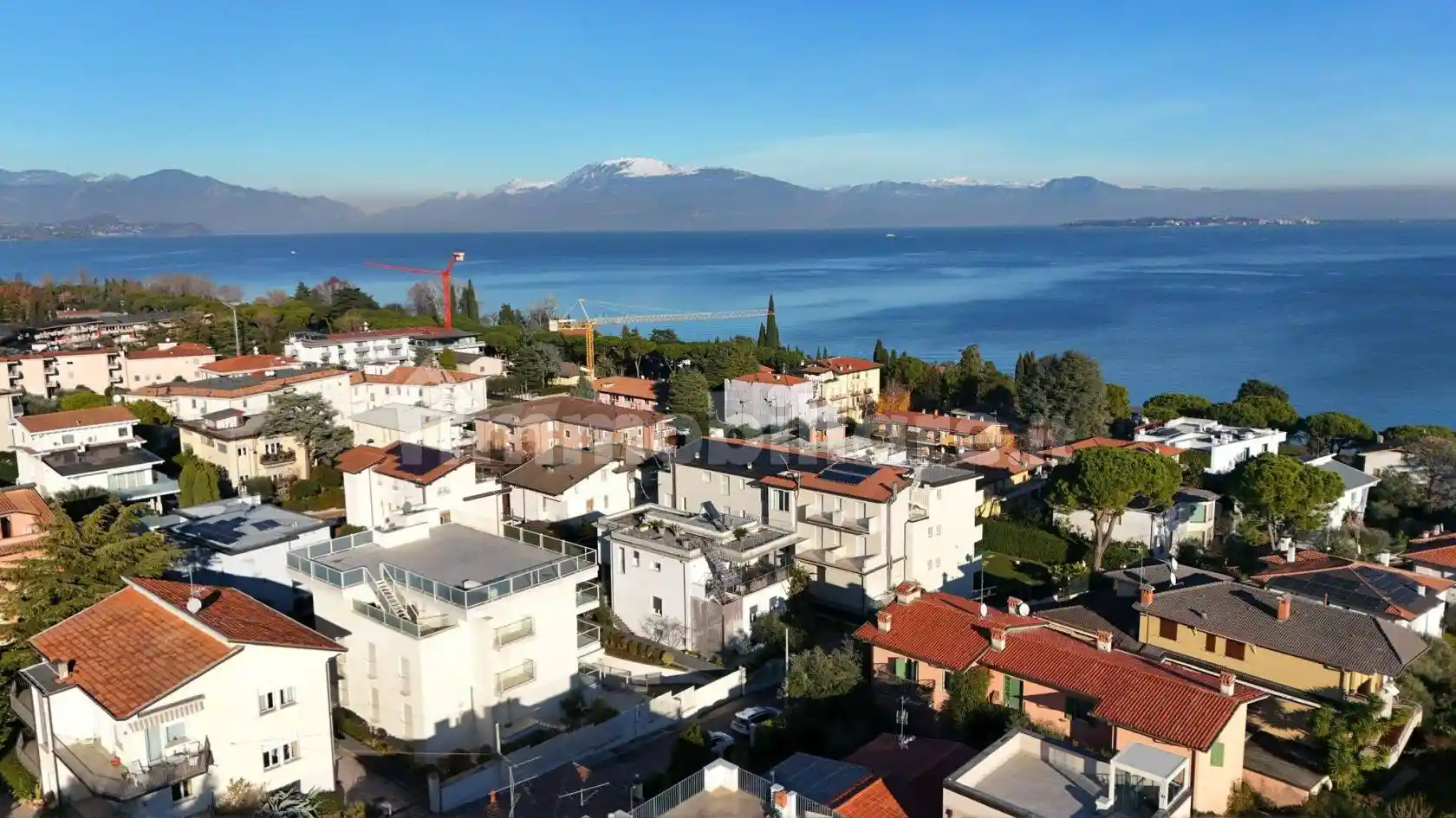 Casa indipendente in vendita a Desenzano del Garda