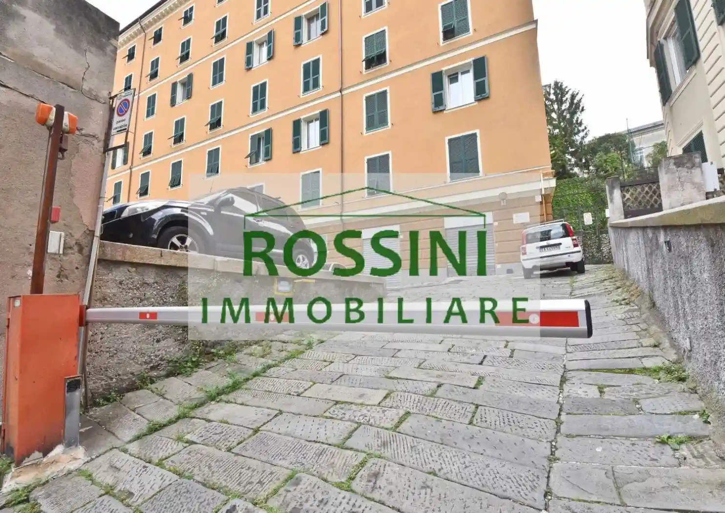 Appartamento in vendita a Genova