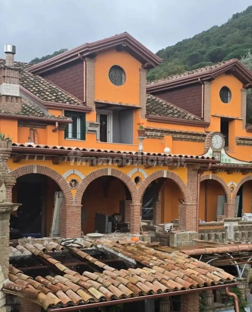 Villa in vendita a Salerno