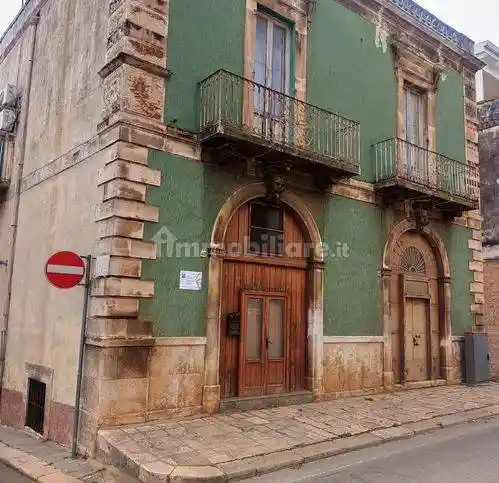 Villa in vendita a Turi