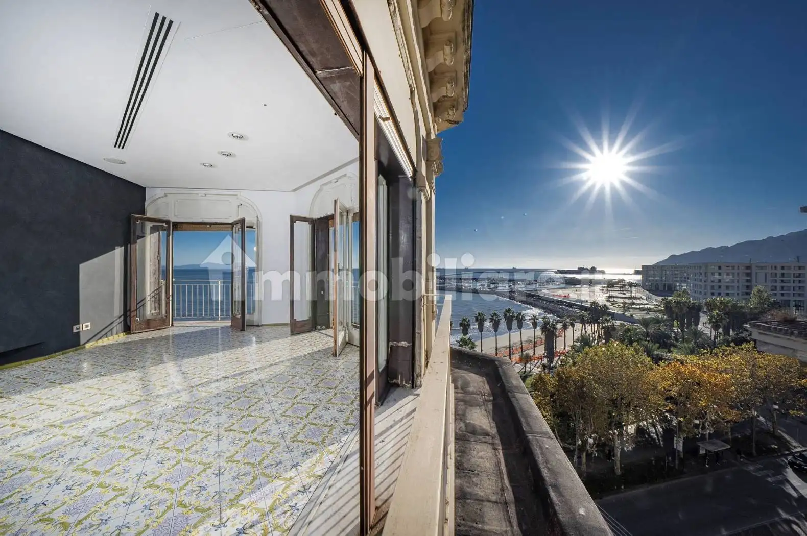 Appartamento in vendita a Salerno