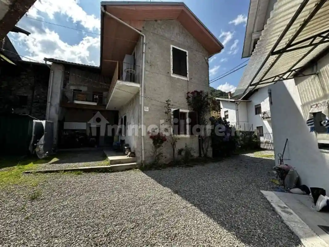 Casa indipendente in vendita a Quarona