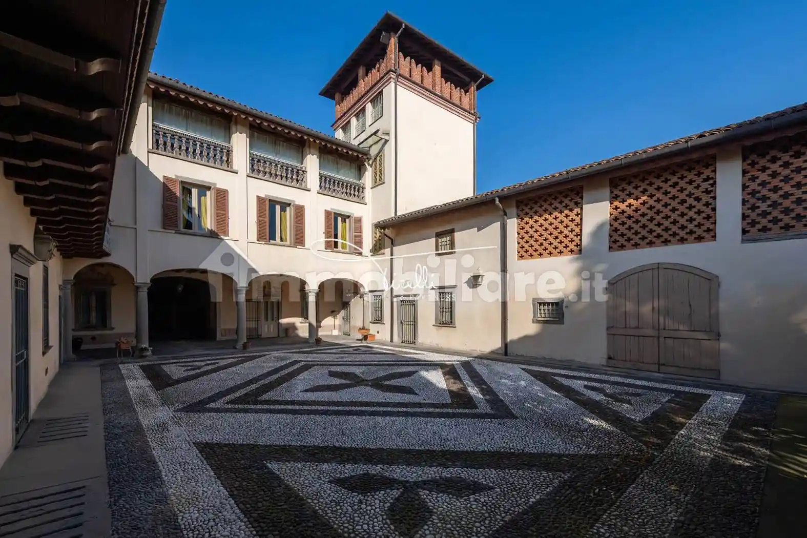 Villa in vendita a Mapello