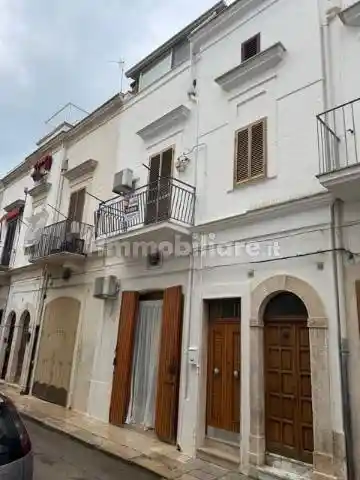 Casa indipendente in vendita a Mola di Bari