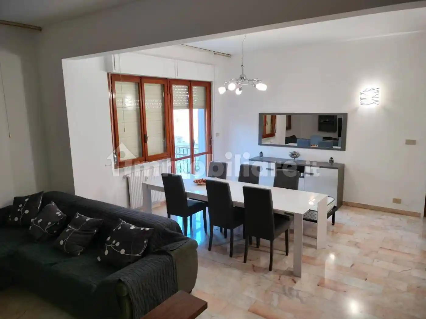 Appartamento in affitto a Genova