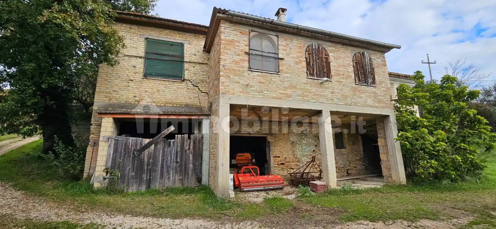 Rustico - Casale in vendita a Montecosaro