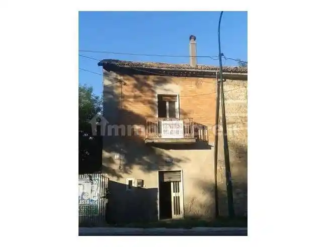 Terratetto unifamiliare via Turchiciello 19, Ariano Irpino - foto 2