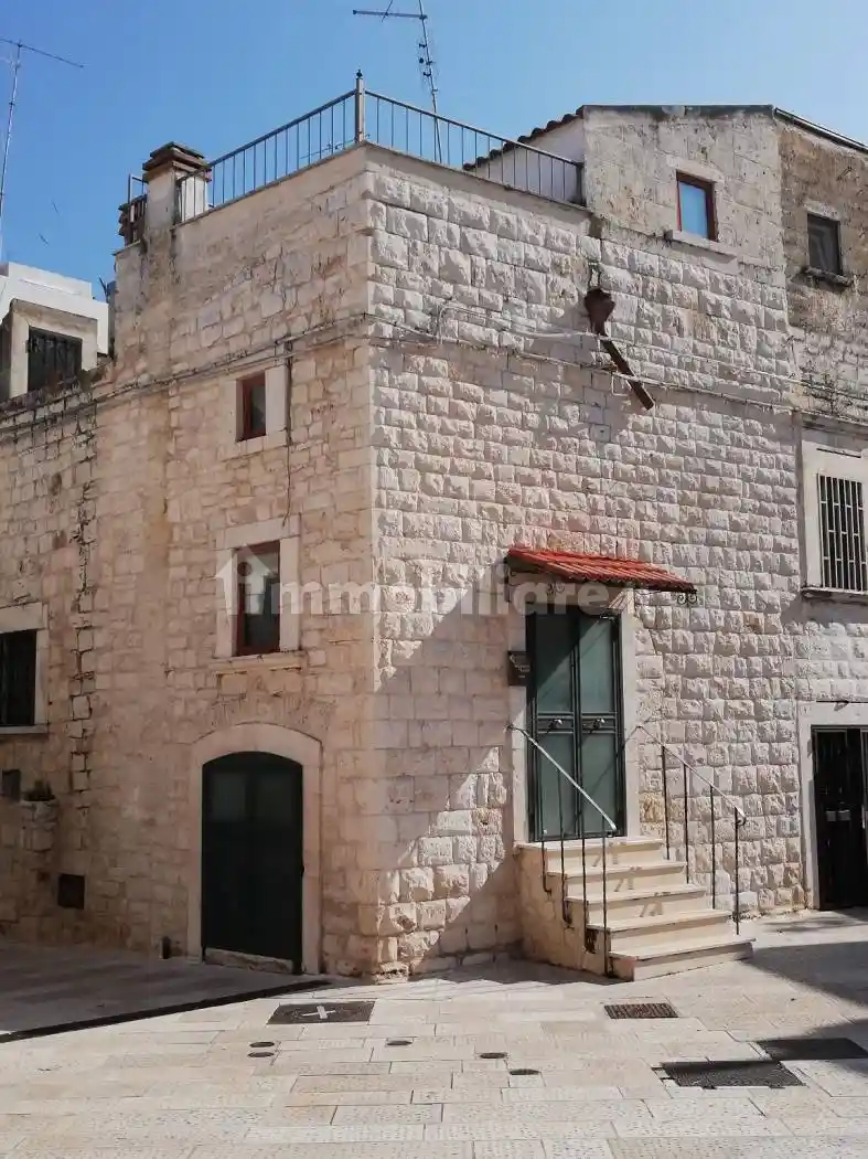 Palazzo - Edificio in vendita a Bari