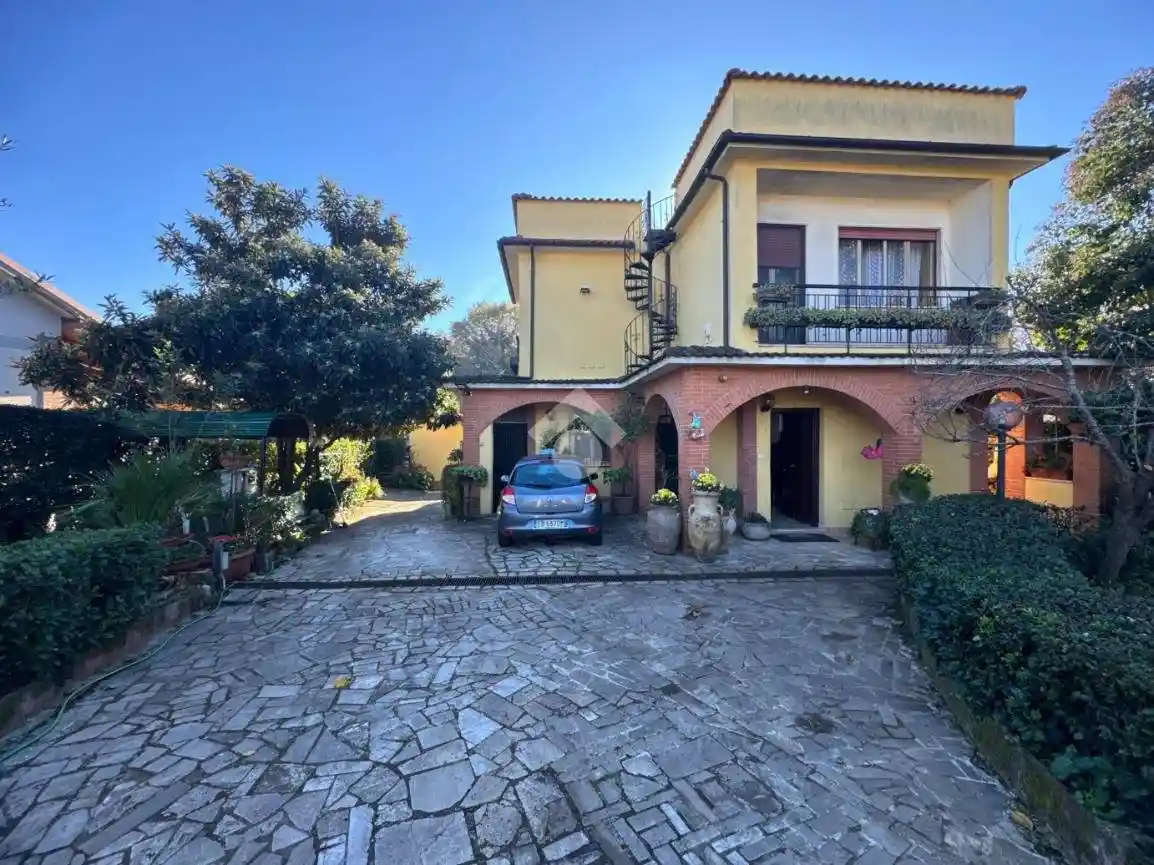 Villa in vendita a San Cesareo