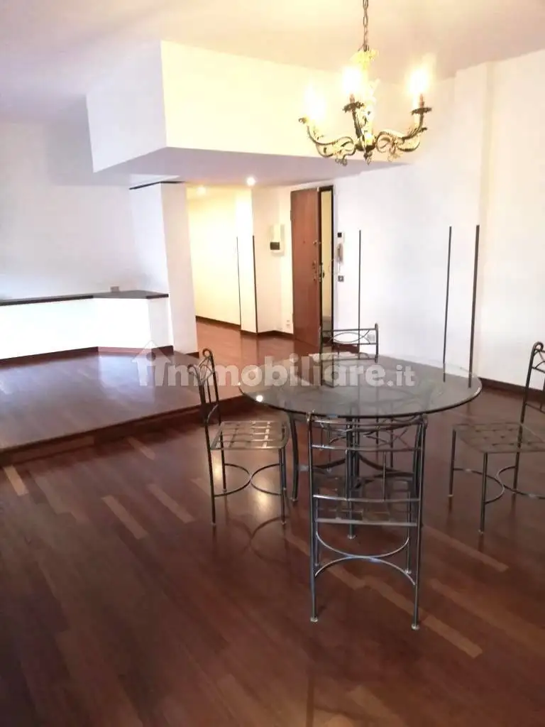 Appartamento in vendita a Como