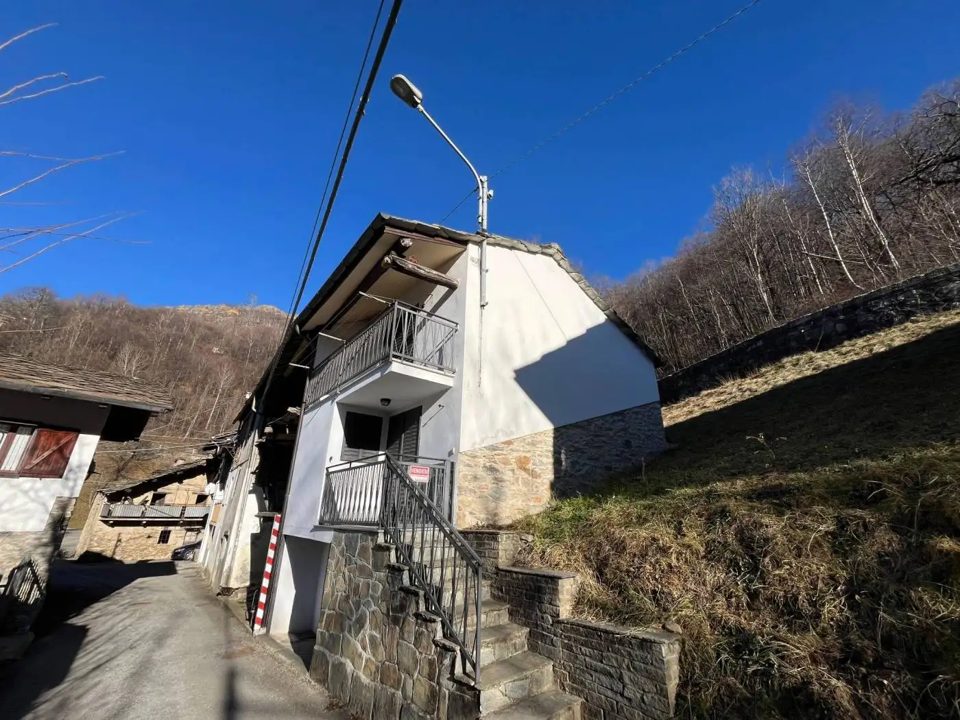 Casa indipendente in vendita a Frassinetto