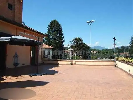 Appartamento in affitto a Biandronno