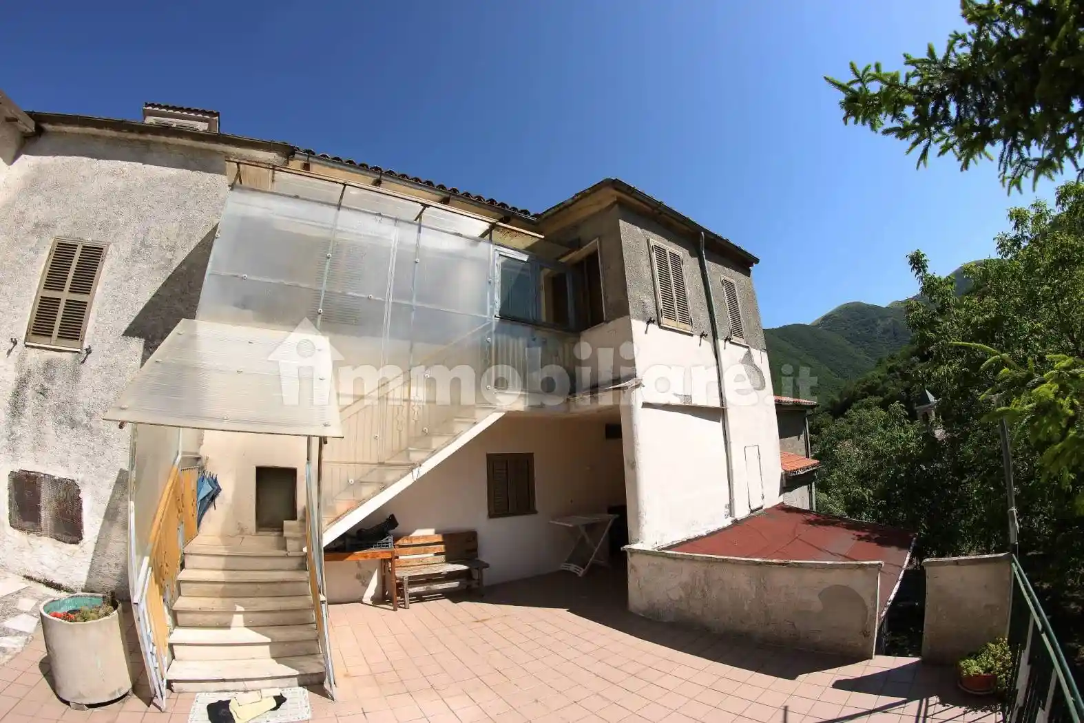 Casa indipendente in vendita a Fabriano